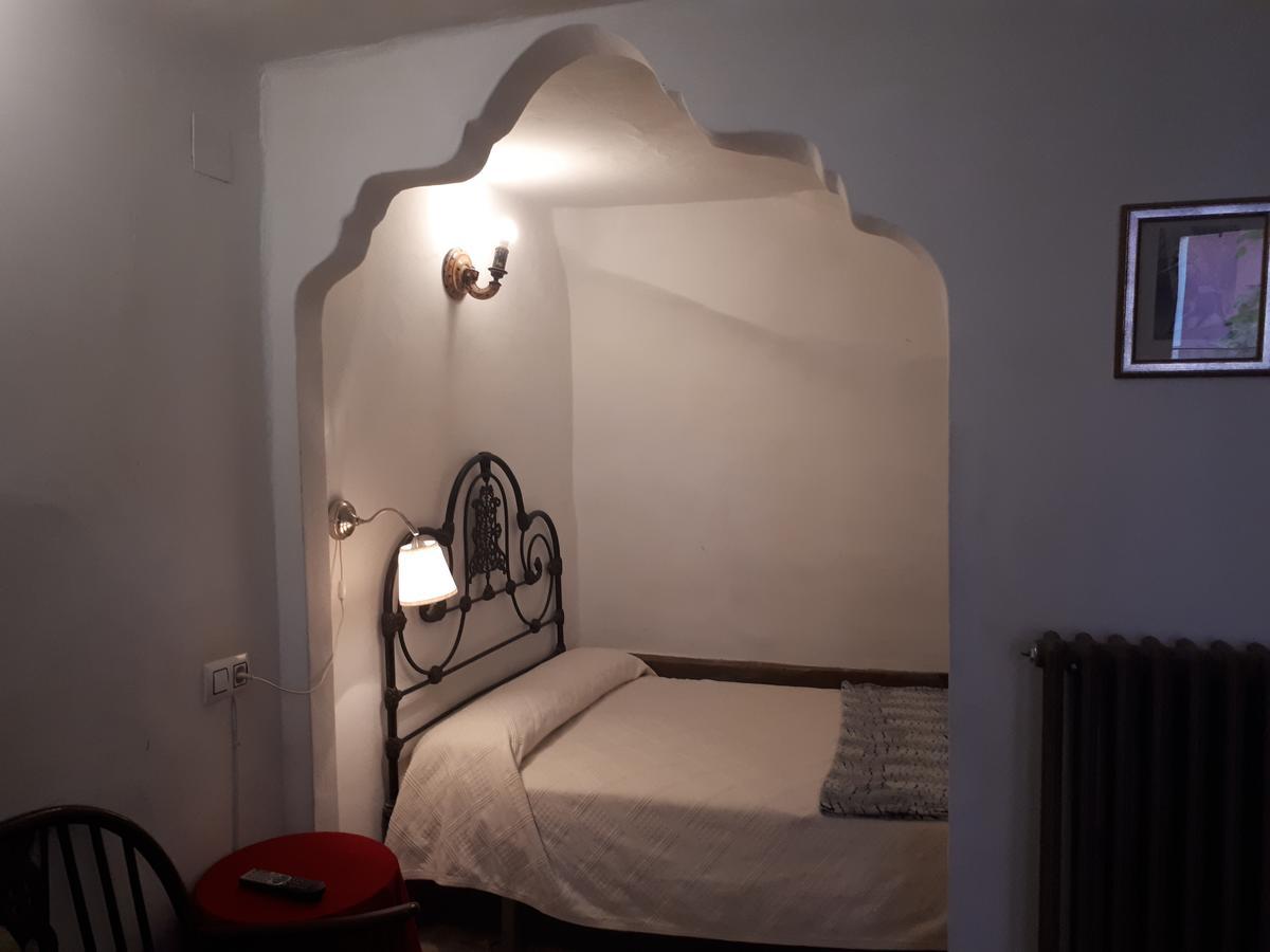 فندق Fonda Del Tozal تيرويل المظهر الخارجي الصورة